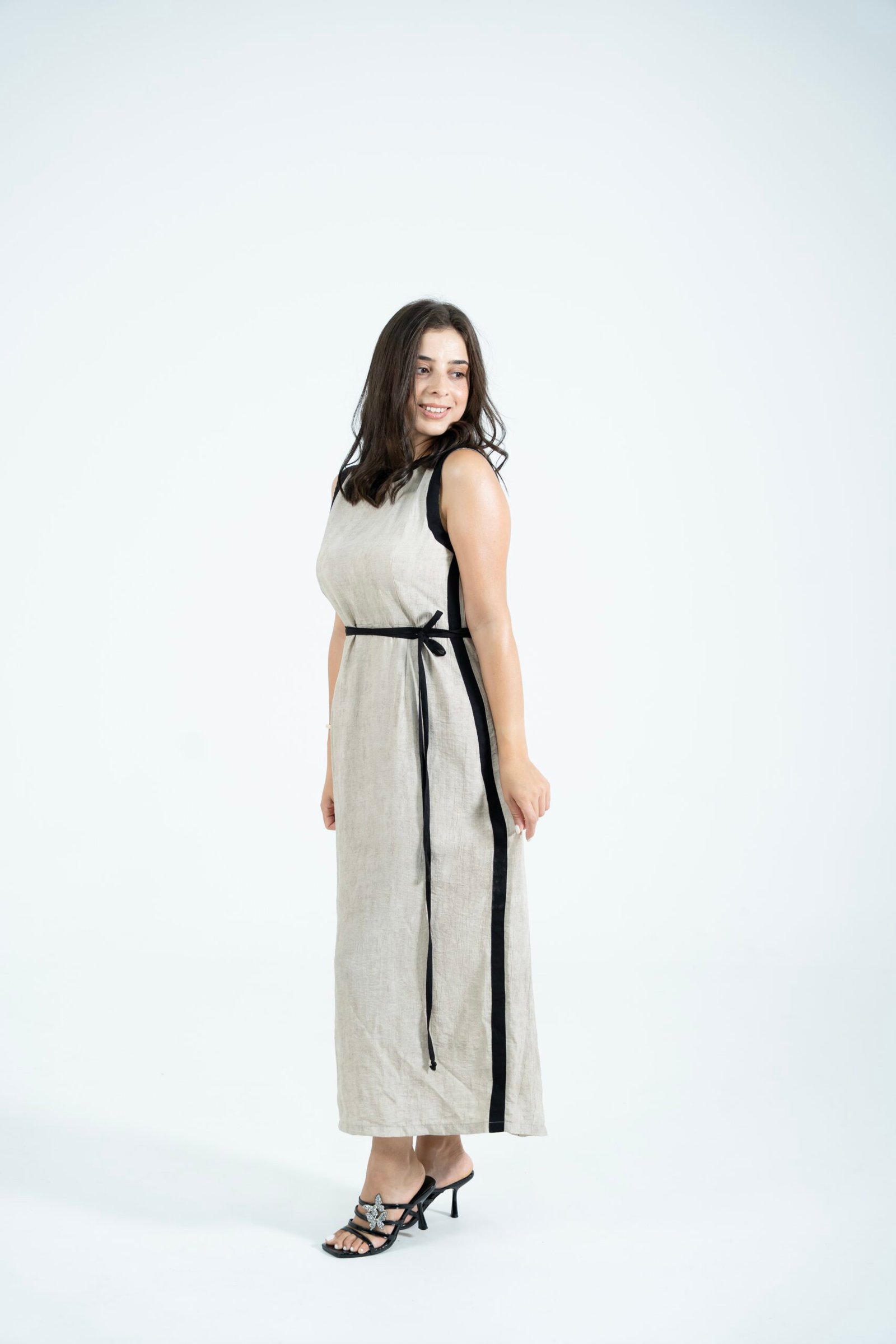 Timeless Dress – Image 3